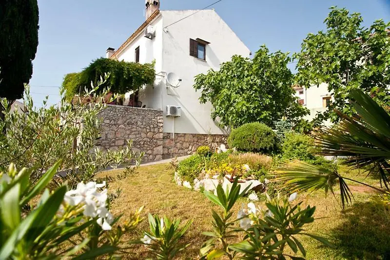 *** Guest house Pape Punat Apartmani I Sobe Croatia