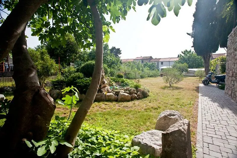 Guest house Pape Punat Apartmani I Sobe